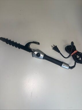 Helen of Troy styling Iron, Indicator Light